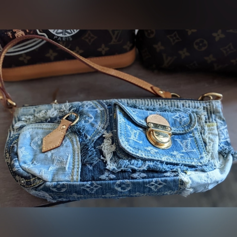 RARE! Louis Vuitton denim patchwork pochette plus bando strap